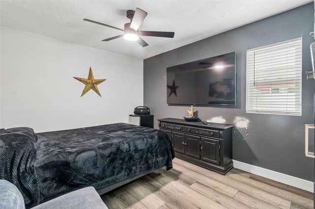 1129 4TH AVENUE W, Palmetto, FL 34221