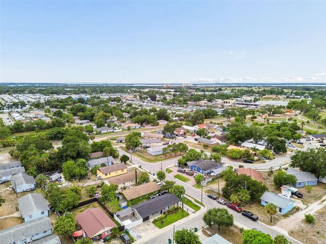 1129 4TH AVENUE W, Palmetto, FL 34221