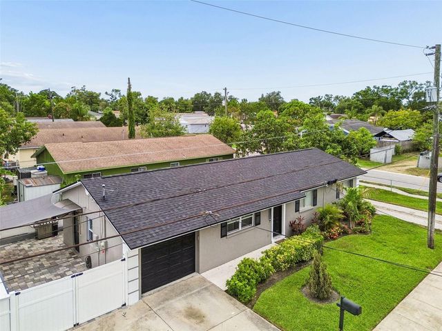 1129 4TH AVENUE W, Palmetto, FL 34221