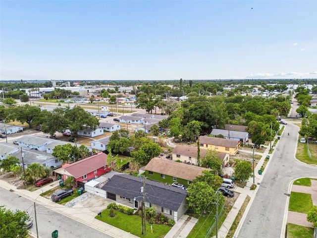 1129 4TH AVENUE W, Palmetto, FL 34221