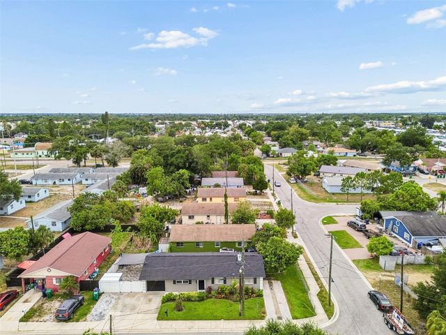1129 4TH AVENUE W, Palmetto, FL 34221