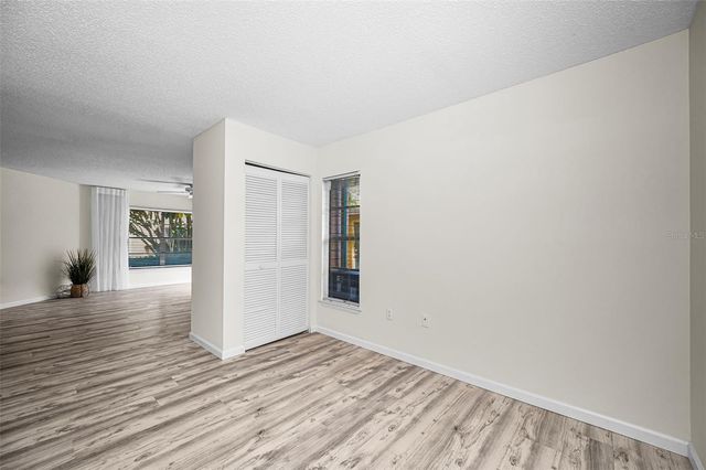 2205 LENNOX ROAD E 2205, Palm Harbor, FL 34683