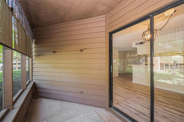 2205 LENNOX ROAD E 2205, Palm Harbor, FL 34683