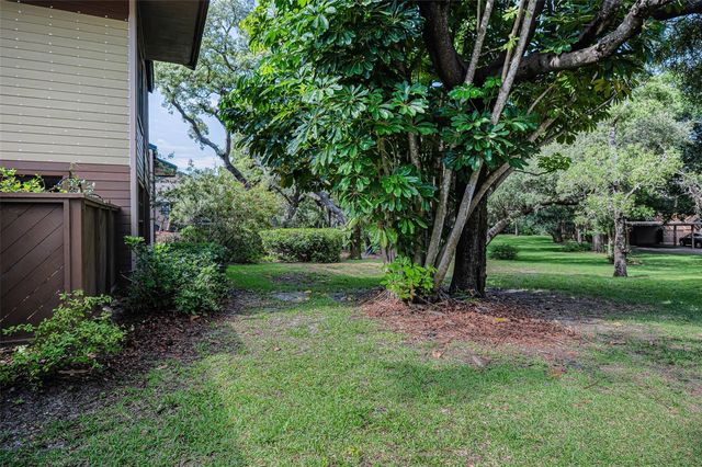 2205 LENNOX ROAD E 2205, Palm Harbor, FL 34683