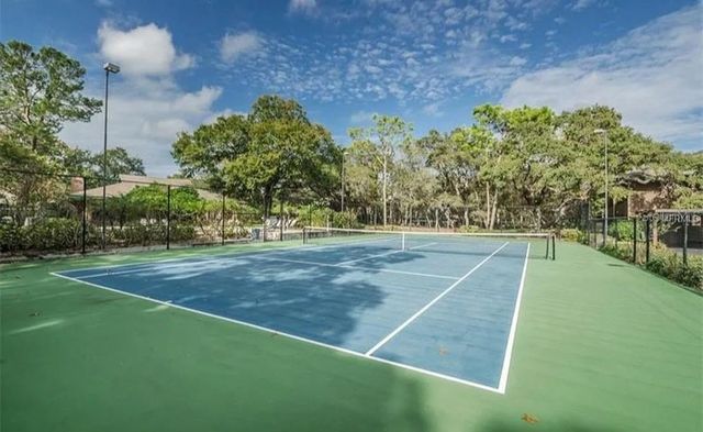 2205 LENNOX ROAD E 2205, Palm Harbor, FL 34683