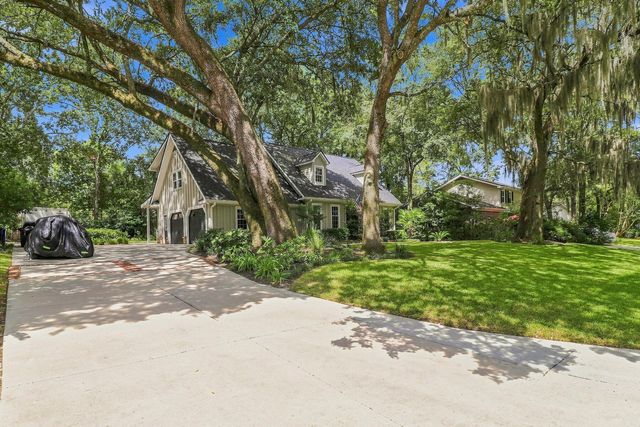 1391 Parkshore Drive, Charleston, SC 29407