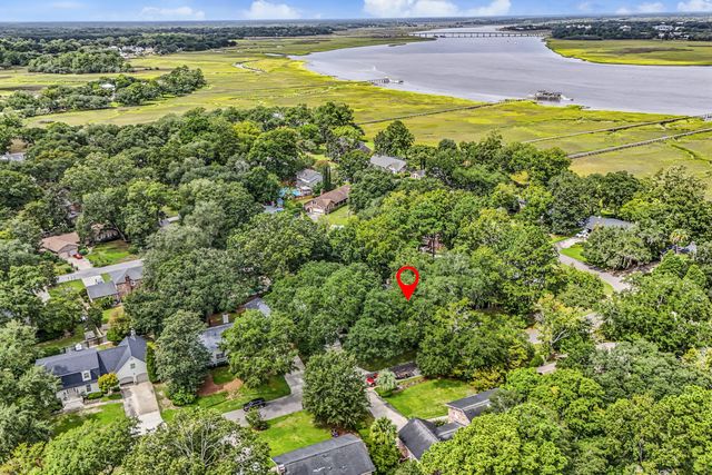 1391 Parkshore Drive, Charleston, SC 29407