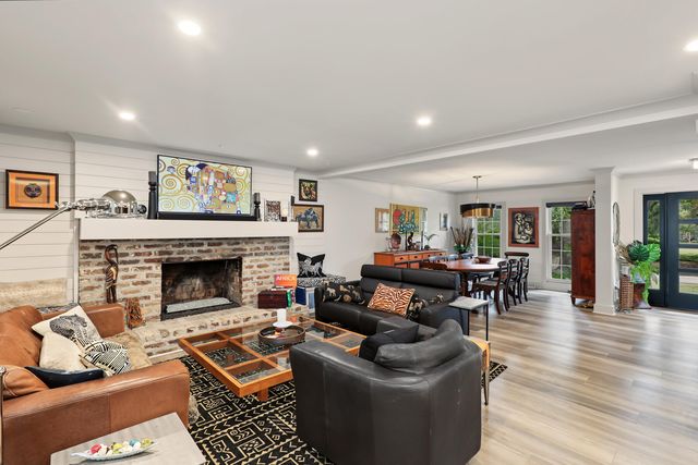 1391 Parkshore Drive, Charleston, SC 29407