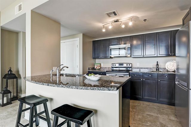 801 E Beach Drive TW0600, Galveston, TX 77550