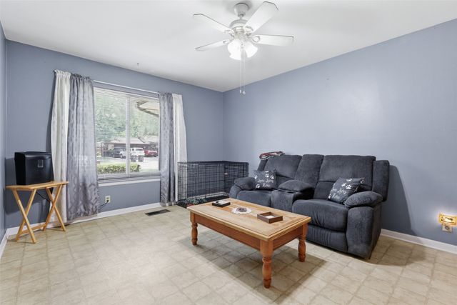 1117 Sheridan Lane, Cleburne, TX 76033