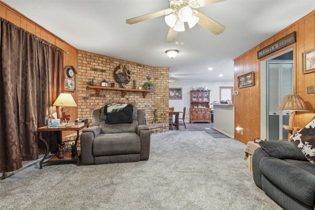 1117 Sheridan Lane, Cleburne, TX 76033
