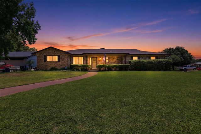 1117 Sheridan Lane, Cleburne, TX 76033