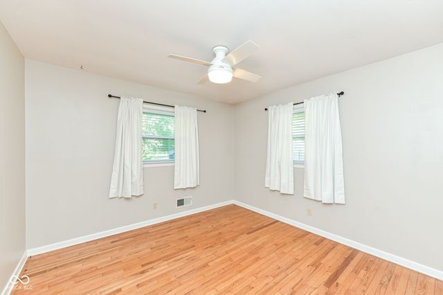6905 Munsee Lane, Indianapolis, IN 46260