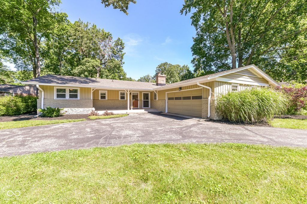 6905 Munsee Lane, Indianapolis, IN 46260