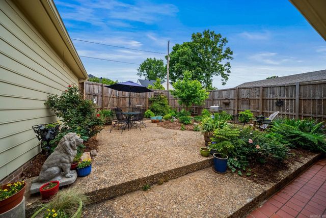 1800 Pickering, Little Rock, AR 72211
