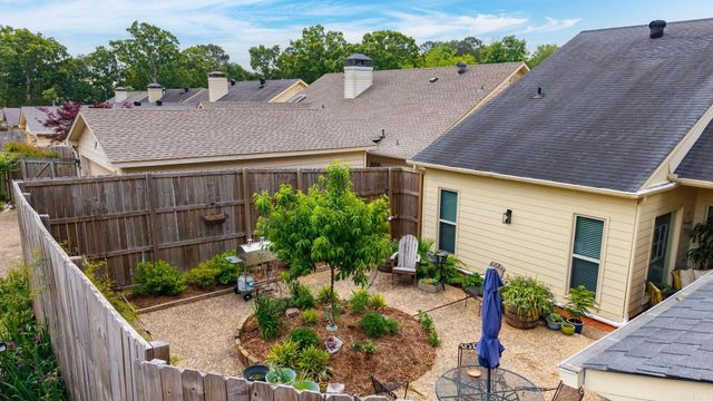 1800 Pickering, Little Rock, AR 72211