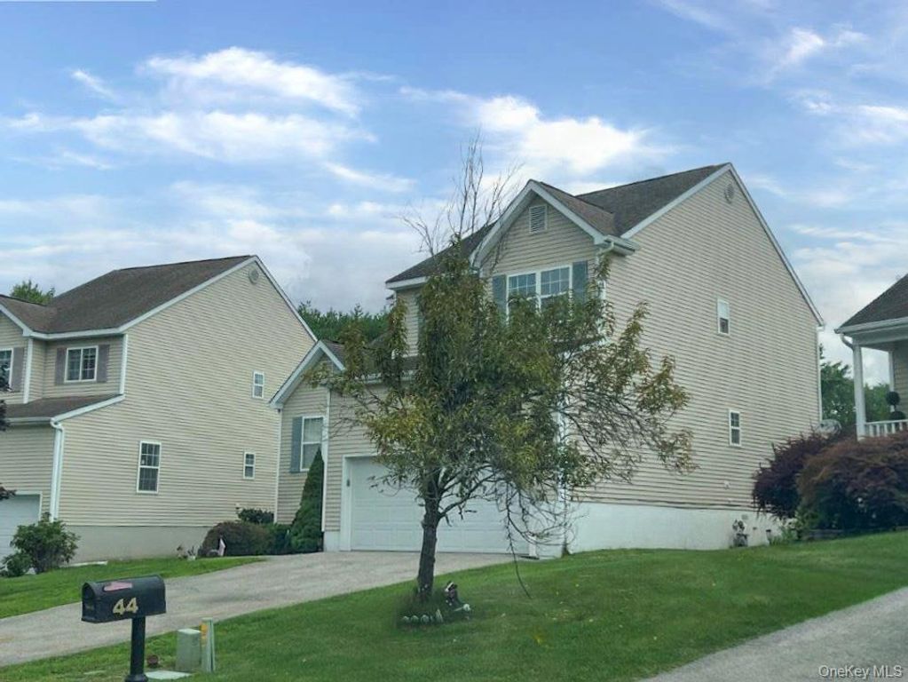 46 Alexander Drive, Washingtonville, NY 10992 — photo 3
