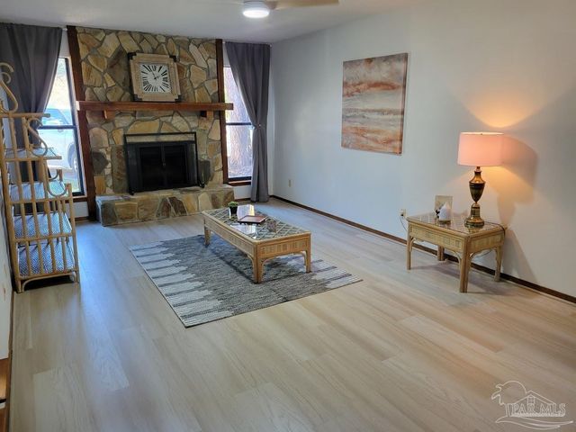 6212 Kirsten Dr, Pensacola, FL 32504