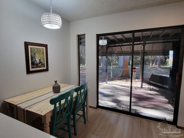 6212 Kirsten Dr, Pensacola, FL 32504