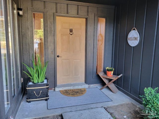 6212 Kirsten Dr, Pensacola, FL 32504