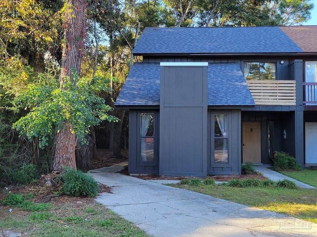 6212 Kirsten Dr, Pensacola, FL 32504