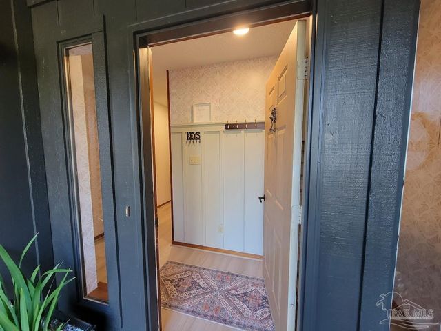 6212 Kirsten Dr, Pensacola, FL 32504