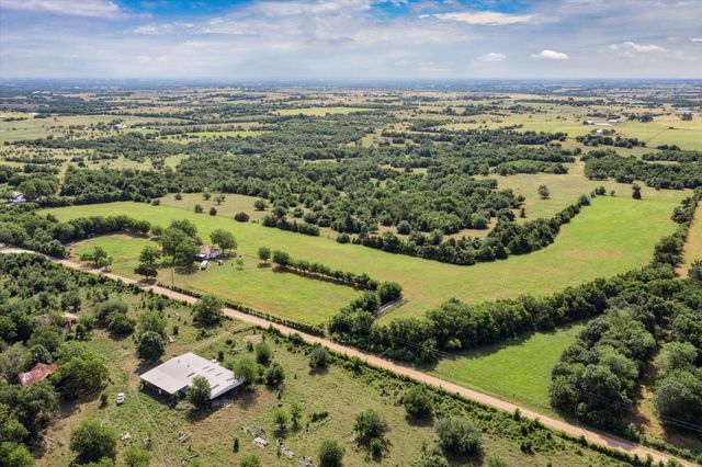 000 School Road, Industry, TX 78950