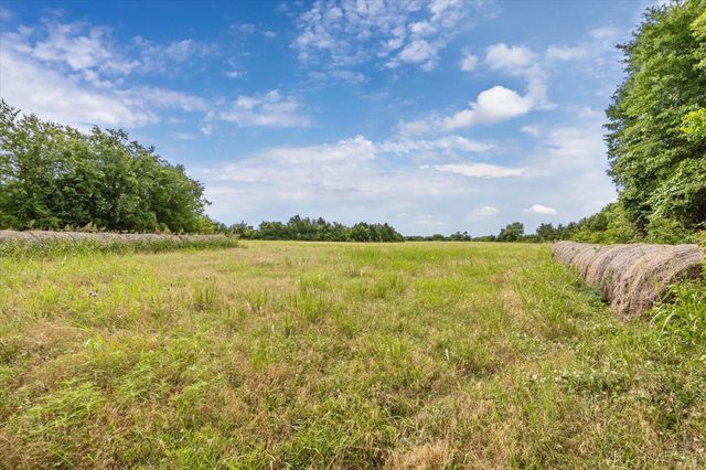 000 School Road, Industry, TX 78950