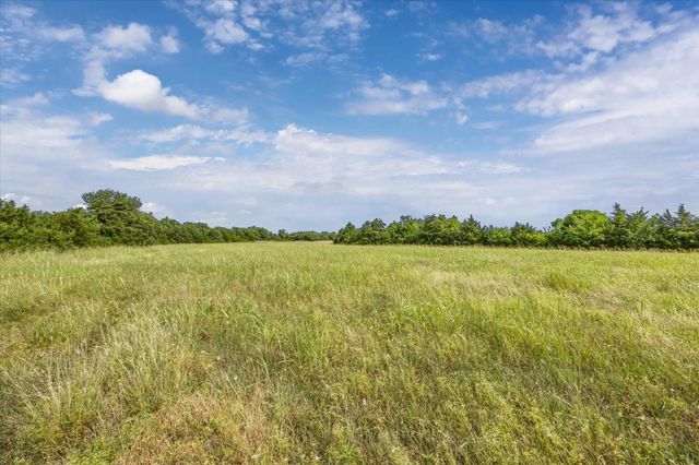 000 School Road, Industry, TX 78950