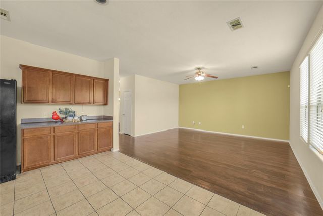 8114 Yaupon View Drive, Cypress, TX 77433