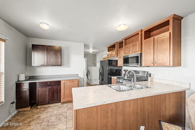 1804 W TEPEE Street 47, Apache Junction, AZ 85120