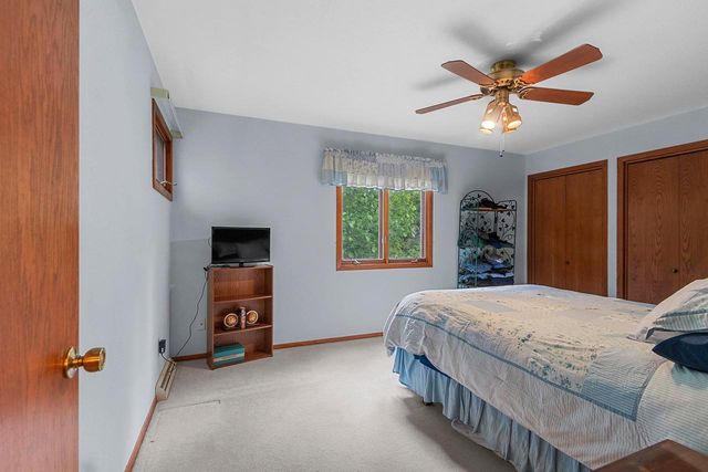 516 E EAGLE TERRACE, Green Bay, WI 54313