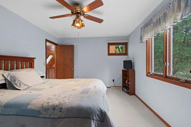 516 E EAGLE TERRACE, Green Bay, WI 54313