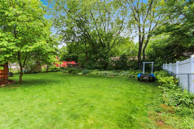 516 E EAGLE TERRACE, Green Bay, WI 54313
