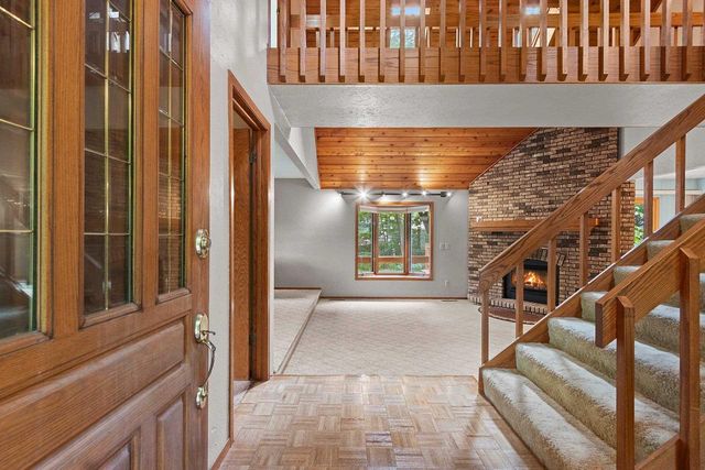 516 E EAGLE TERRACE, Green Bay, WI 54313