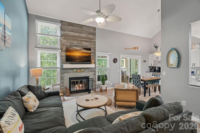 19905 Henderson Road F, Cornelius, NC 28031