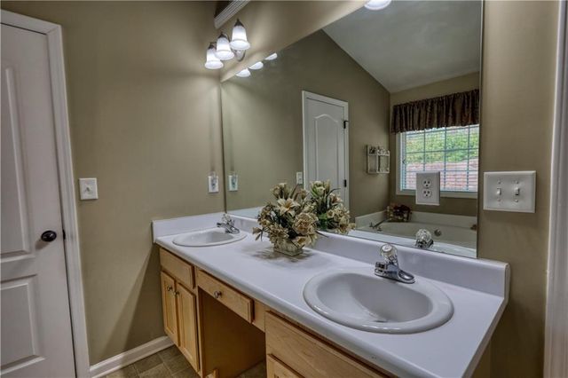 421 Jennifer Springs Drive, Monroe, GA 30656