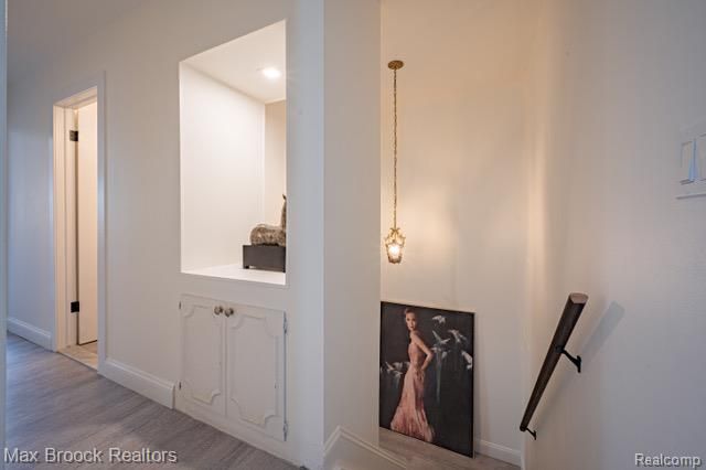 81 Stratford Lane, Rochester Hills, MI 48309