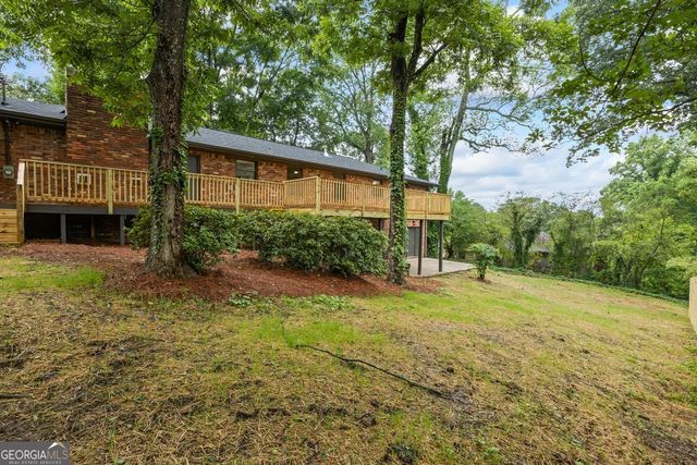 1124 Ponderosa Park Drive, Forest Park, GA 30297