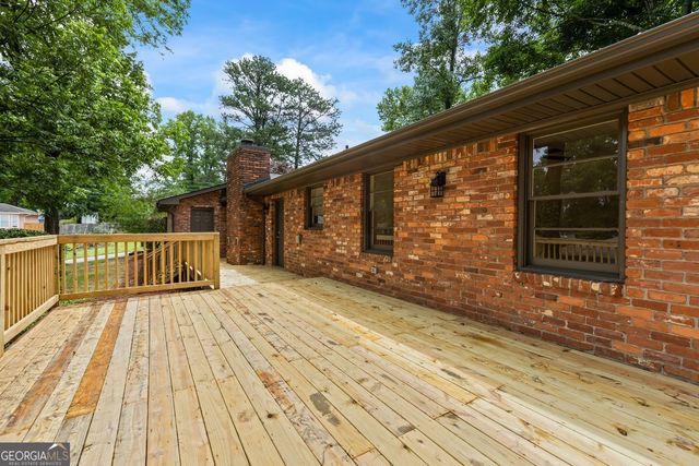 1124 Ponderosa Park Drive, Forest Park, GA 30297