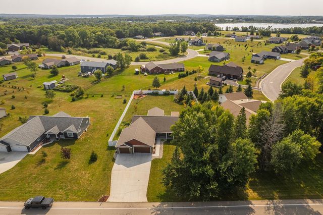 2033 Long Lake Road, Detroit Lakes, MN 56501