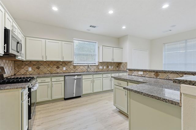 11022 Collingswood Drive, La Porte, TX 77571