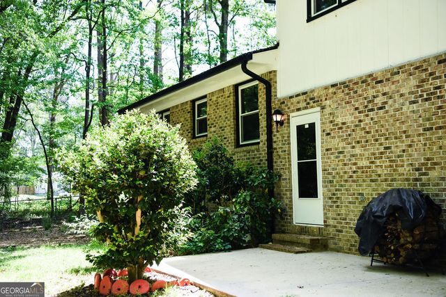50 Frasier Drive, Brooks, GA 30205