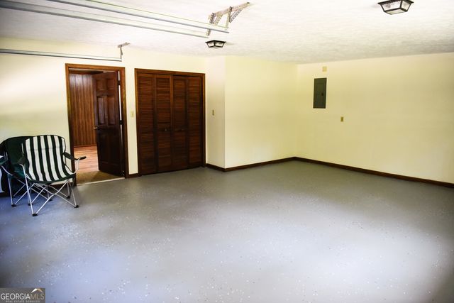 50 Frasier Drive, Brooks, GA 30205