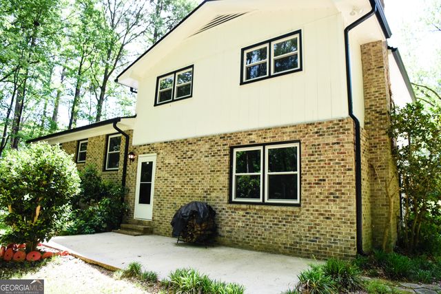50 Frasier Drive, Brooks, GA 30205