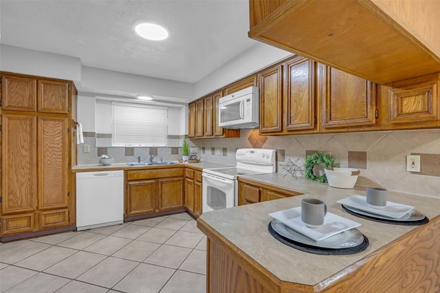 15510 Tadworth Court, Houston, TX 77062