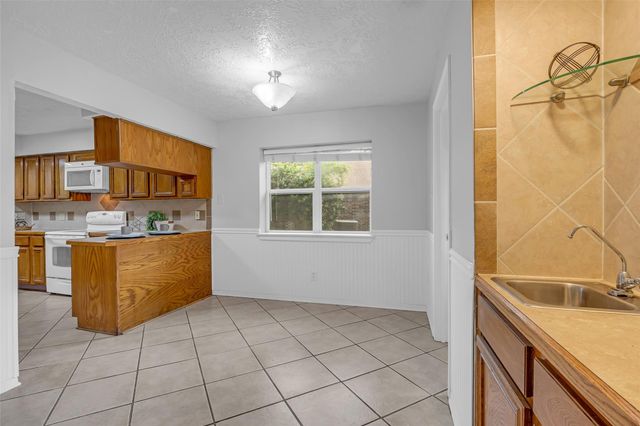 15510 Tadworth Court, Houston, TX 77062