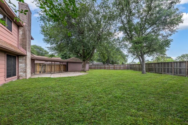 15510 Tadworth Court, Houston, TX 77062