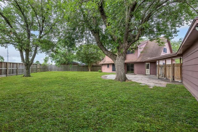 15510 Tadworth Court, Houston, TX 77062