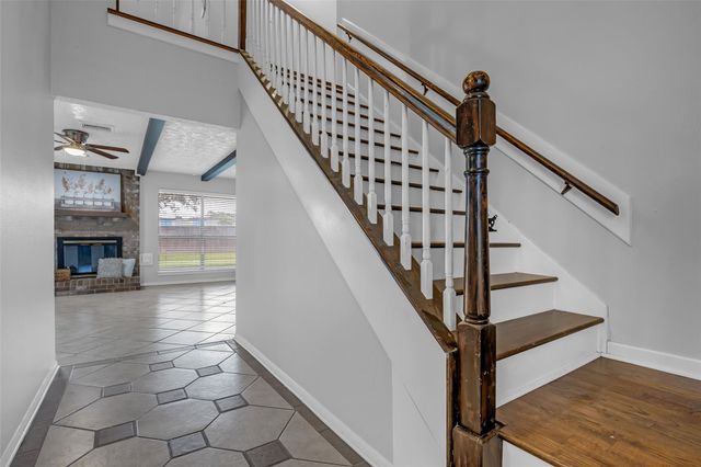 15510 Tadworth Court, Houston, TX 77062